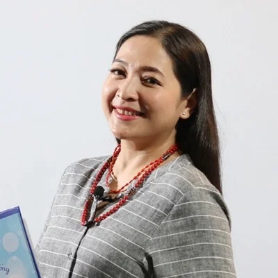 Chân dung Lê Đỗ Quỳnh Hương