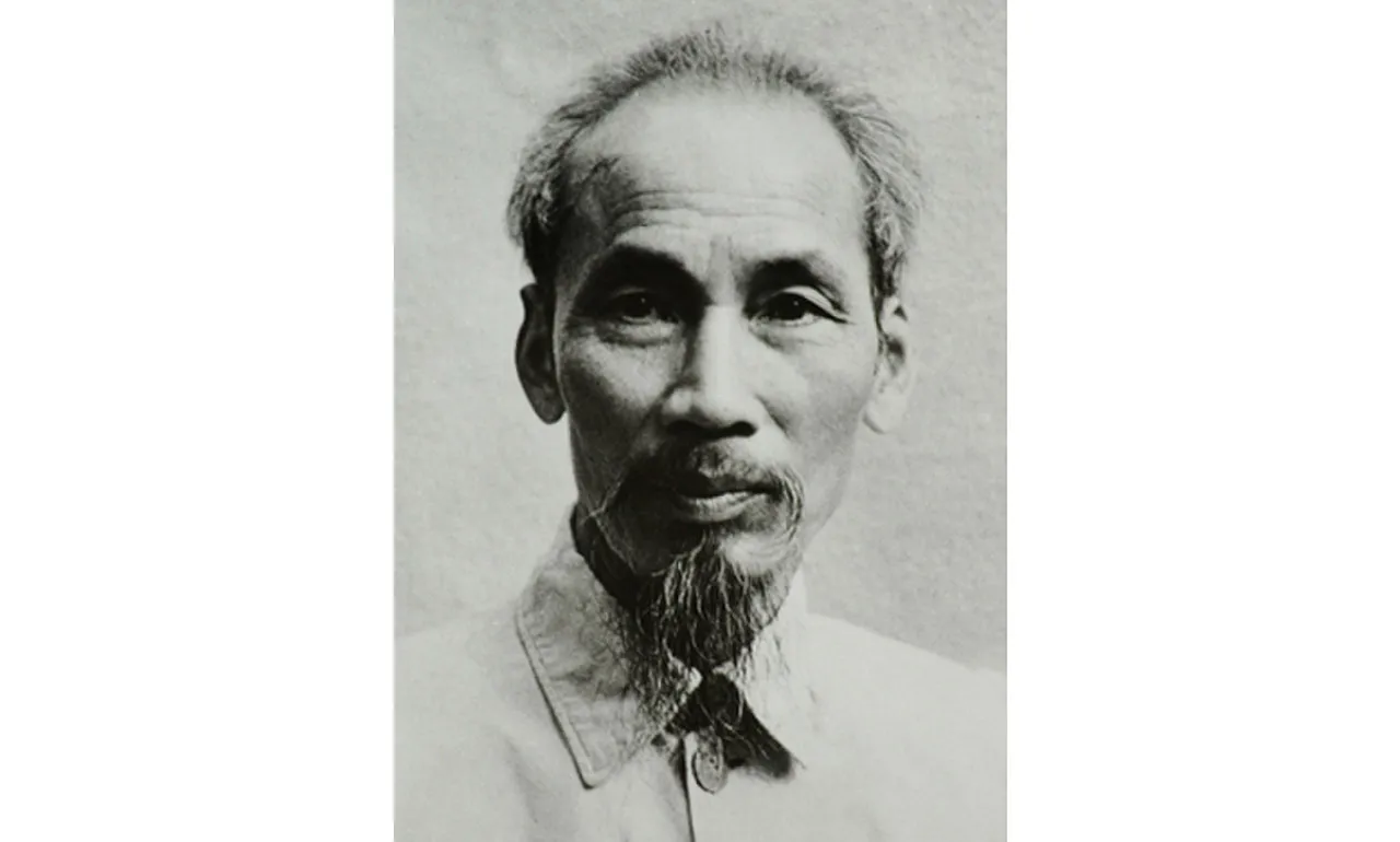Hồ Chí Minh xin nhớ mãi ơn Người – Hoàng Xuân Huy