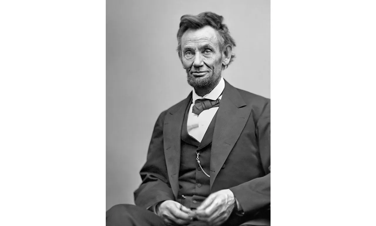 Tổng Thống Abraham Lincoln