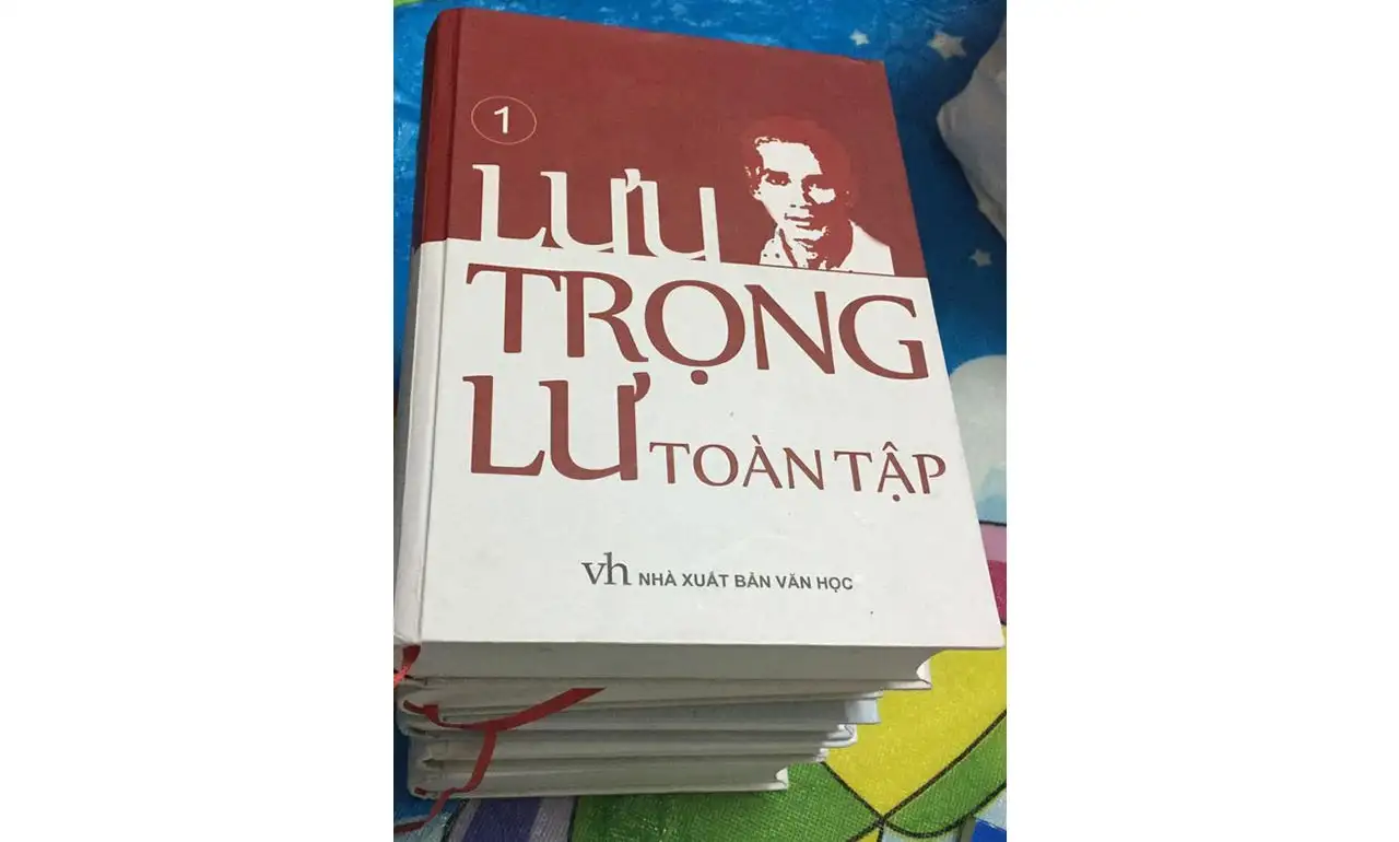 Tuyển tập thơ Lưu Trọng Lư